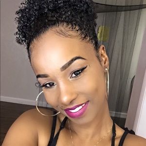 Meet your Posher, Jacquelyn